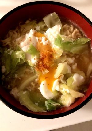 サッポロ一番味噌ラーメン♪キャベツ卵入り-レシピのメイン写真