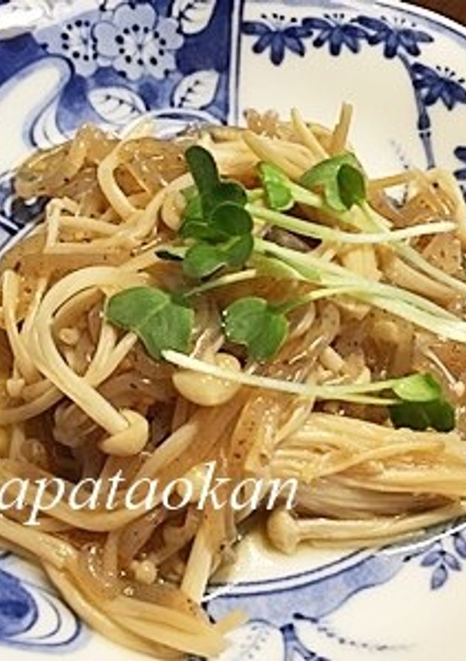 もう1品欲しい時に♪エノキと糸コン炒め-レシピのメイン写真