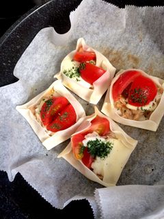 餃子の皮でトマトとツナのパリパリ-レシピのメイン写真