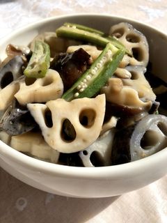 レンコンと椎茸の煮物-レシピのメイン写真