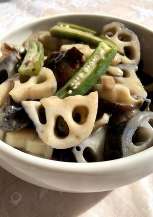 レンコンと椎茸の煮物-レシピのメイン写真