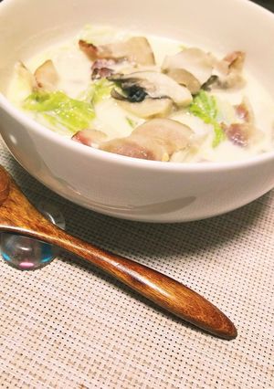 酒粕入り。お味噌とミルクの美肌スープ-レシピのメイン写真