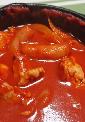 鶏肉のトマト煮込み（ダッチオーブン）-レシピのメイン写真
