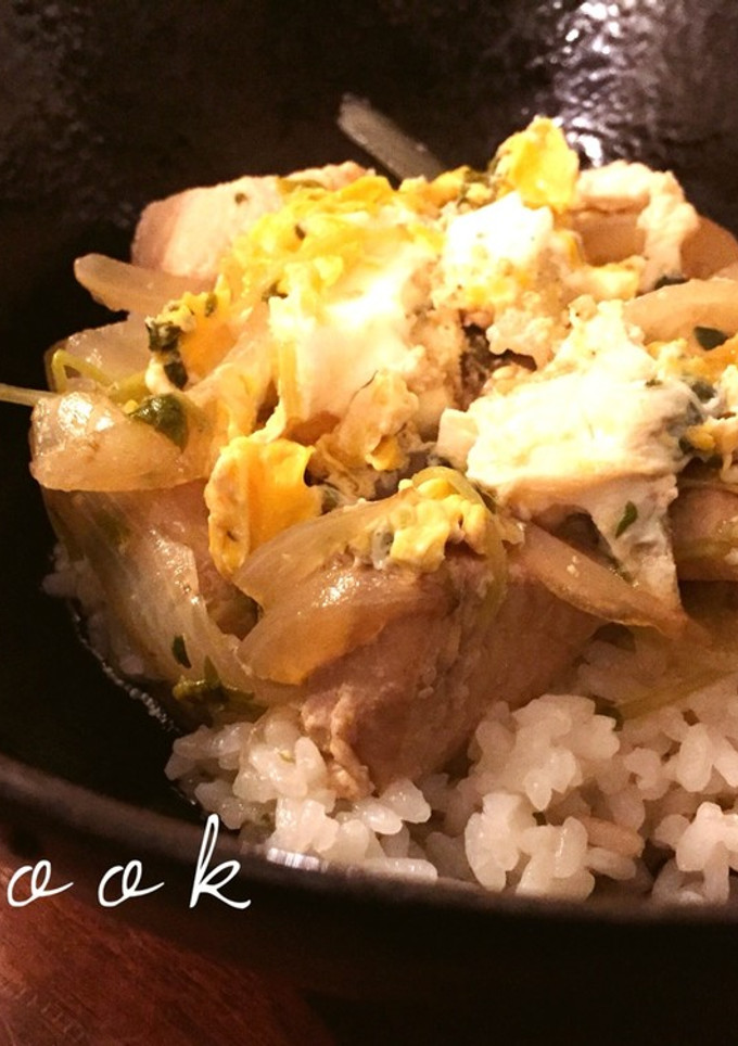 めんつゆで簡単！◎豆苗を使った親子丼◎-レシピのメイン写真