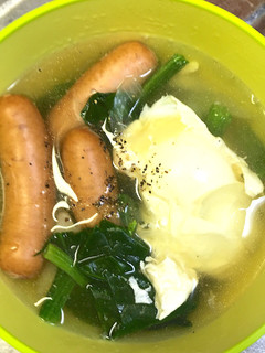 簡単美味しい卵ソーセージのコンソメスープ-レシピのメイン写真