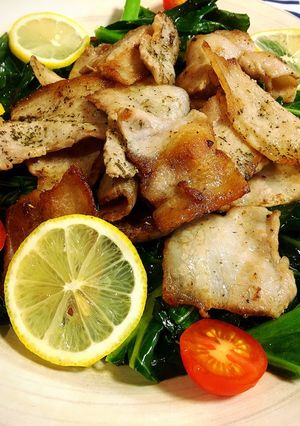 風邪予防にも！ケールと豚バラの炒め物-レシピのメイン写真