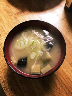 作り置き!揚げナスと玉ねぎのお味噌汁-レシピのメイン写真