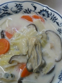 牡蠣と白菜のクリームスープ-レシピのメイン写真