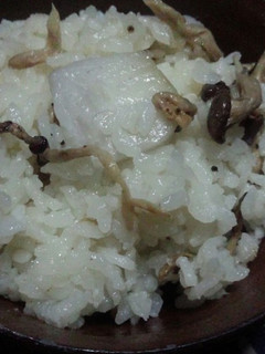 塩麴で炊き込みご飯-レシピのメイン写真