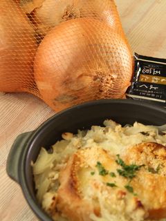 よくねた玉葱のしゃきしゃきグラタンスープ-レシピのメイン写真