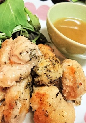 鶏肉のハーブムニエル・にんにくバター醤油-レシピのメイン写真