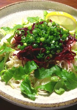 ビーツラペの赤い素麺-レシピのメイン写真