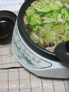 白菜たっぷり♪とり味噌鍋-レシピのメイン写真
