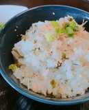 ふりかけで！わかめとじゃこの炊き込みご飯