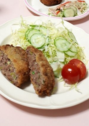キャベツたっぷりジューシーメンチカツ-レシピのメイン写真