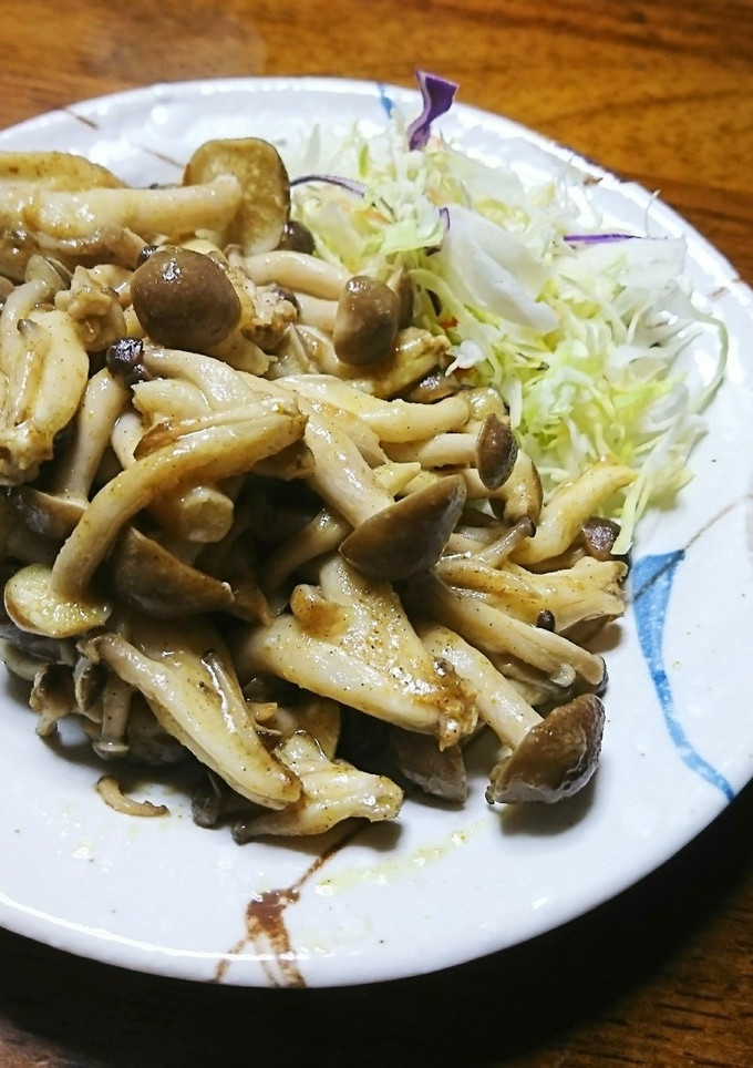 超簡単♡しめじだけ！カレーマヨ炒め-レシピのメイン写真