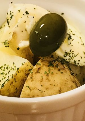 【ココット】塩漬けオリーブ＆ポテトサラダ-レシピのメイン写真
