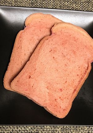 ビーツ入りピンクの食パン HB-レシピのメイン写真