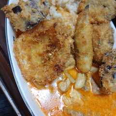 รูปของ カレーペーストでバターとチキンのカレー