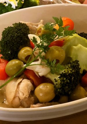 簡単♪チキンとオリーブの白ワイン煮込み-レシピのメイン写真
