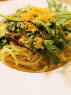 菜の花と春菊のカラスミパスタ-レシピのメイン写真