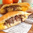 とろ~りチーズでヌートリアのホットサンド