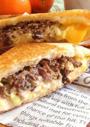 とろ～りチーズでヌートリアのホットサンド-レシピのメイン写真