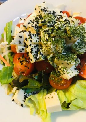 プチトマトとミニ豆腐のゴマ塩サラダ-レシピのメイン写真