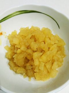 【離乳食】後期~ りんご煮-レシピのメイン写真