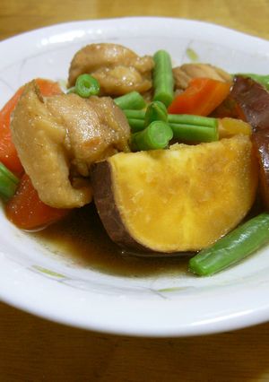 鶏肉とさつま芋と人参の煮物-レシピのメイン写真