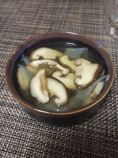 簡単・焼き椎茸のオニオンスープ-レシピのメイン写真