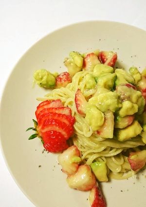 いちごとアボカドの冷製パスタ-レシピのメイン写真