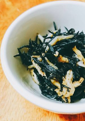 ひじきとじゃこと油揚げの味噌炒め-レシピのメイン写真