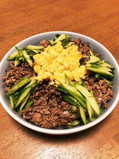 三色丼^_^-レシピのメイン写真