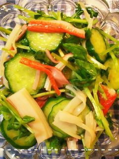 混ぜるだけ!胡瓜と豆苗のかにかまサラダ-レシピのメイン写真