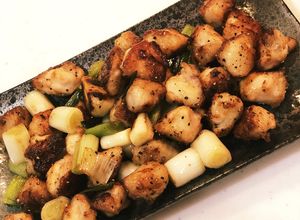 お家居酒屋！ぼんじりのねぎ塩炒め-レシピのメイン写真