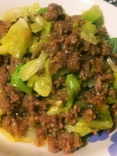 丼にも◎キャベツと挽き肉の炒め物。-レシピのメイン写真