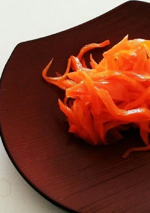 人参を煮たあとに煮汁をすし飯に、-レシピのメイン写真