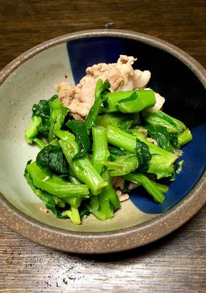なばなと豚肉の辛子塩麹炒めもの！-レシピのメイン写真