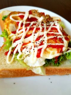 簡単♪目玉焼きonトースト♪-レシピのメイン写真