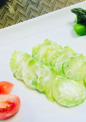 塩酒粕ヨーグルトで♪ブロッコリー茎サラダ-レシピのメイン写真