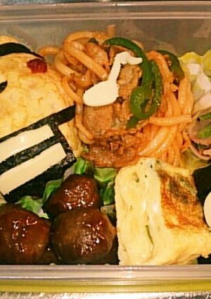 ミニオンとまっくろくろすけ弁当-レシピのメイン写真