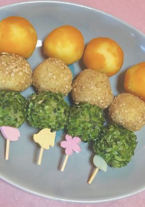 離乳食 1歳 じゃがいも3色団子-レシピのメイン写真