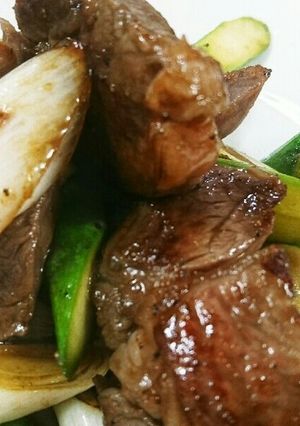 究極のステーキソース牛肉とアスパラソテー-レシピのメイン写真