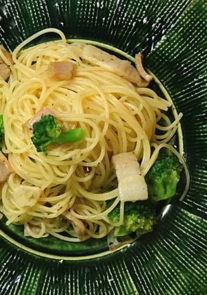 ベーコンとブロッコリーのペペロンチーノ-レシピのメイン写真