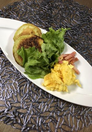 米粉と豆乳ほうれん草のホットケーキ-レシピのメイン写真