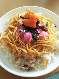 簡単おいしい!ちらし寿司!-レシピのメイン写真