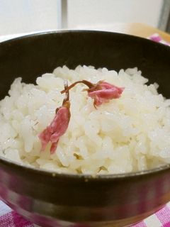 シンプルに楽しむ♪桜ごはん-レシピのメイン写真