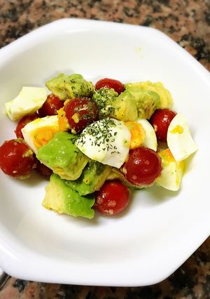 アボカドとトマトのサラダ-レシピのメイン写真