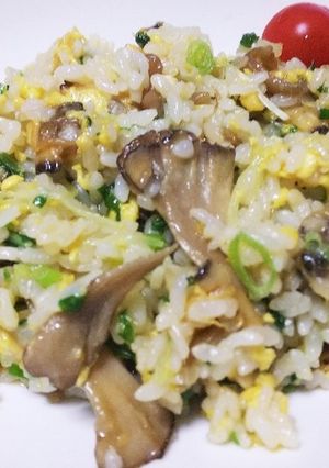 アサリのアヒージョ炒飯-レシピのメイン写真